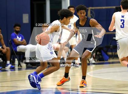 Thumbnail 1 in Sierra Canyon vs. Windward photogallery.