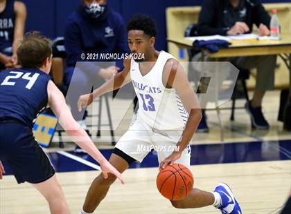 Thumbnail 1 in Sierra Canyon vs. Windward photogallery.