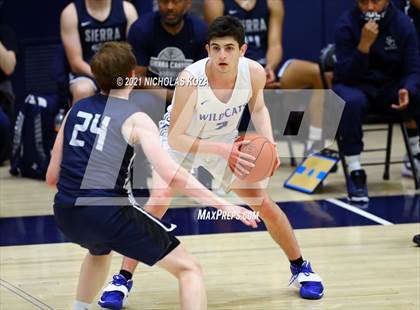 Thumbnail 2 in Sierra Canyon vs. Windward photogallery.
