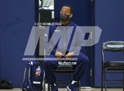 Thumbnail 2 in Sierra Canyon vs. Windward photogallery.