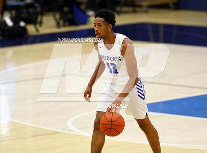 Thumbnail 3 in Sierra Canyon vs. Windward photogallery.