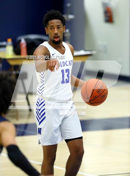 Thumbnail 1 in Sierra Canyon vs. Windward photogallery.
