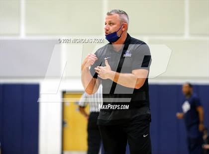 Thumbnail 1 in Sierra Canyon vs. Windward photogallery.