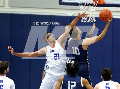 Thumbnail 1 in Sierra Canyon vs. Windward photogallery.