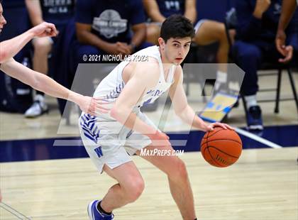 Thumbnail 1 in Sierra Canyon vs. Windward photogallery.
