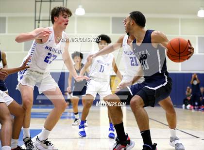 Thumbnail 3 in Sierra Canyon vs. Windward photogallery.
