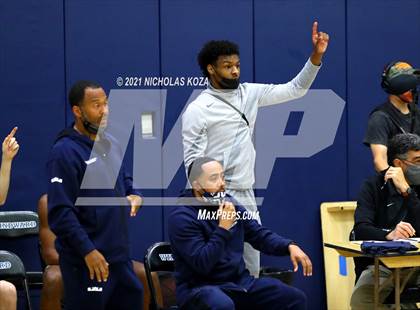 Thumbnail 2 in Sierra Canyon vs. Windward photogallery.