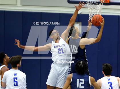 Thumbnail 3 in Sierra Canyon vs. Windward photogallery.