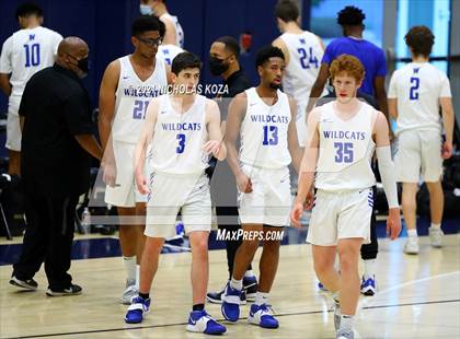 Thumbnail 3 in Sierra Canyon vs. Windward photogallery.