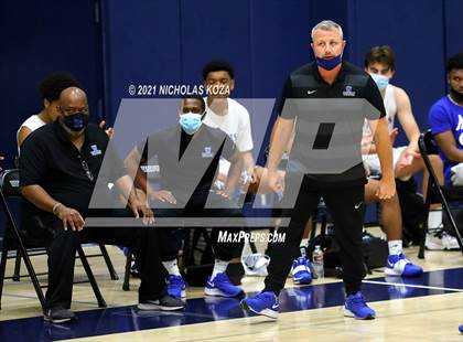 Thumbnail 3 in Sierra Canyon vs. Windward photogallery.