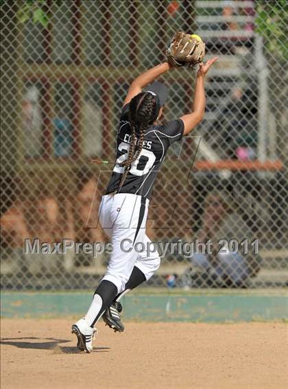 Thumbnail 2 in Rodriguez vs. Whitney (CIF SJS D3 Playoffs) photogallery.