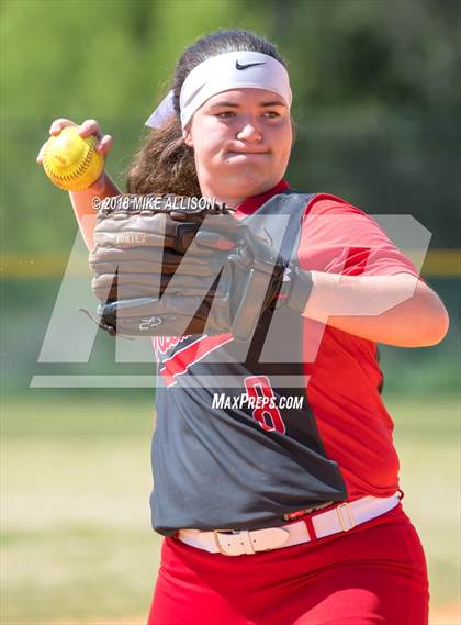 Thumbnail 1 in Whitwell vs East Hamilton photogallery.