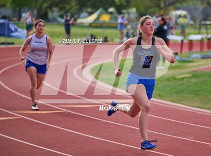 Thumbnail 2 in Rosehill Eagle Relays (200M) photogallery.