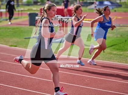 Thumbnail 1 in Rosehill Eagle Relays (200M) photogallery.