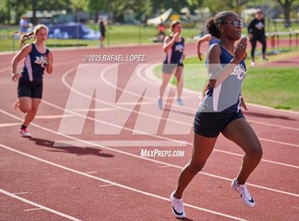 Thumbnail 3 in Rosehill Eagle Relays (200M) photogallery.