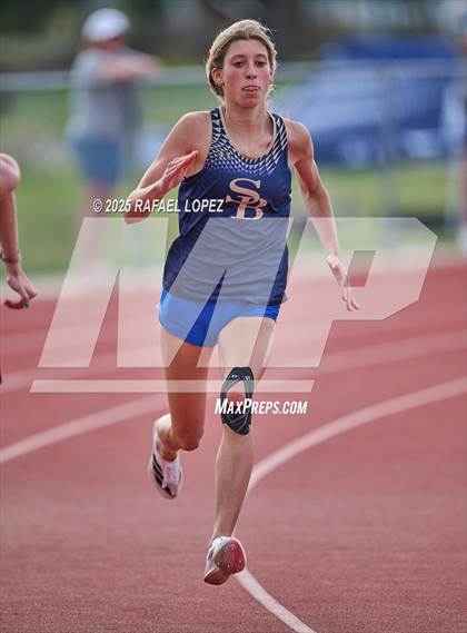 Thumbnail 1 in Rosehill Eagle Relays (200M) photogallery.