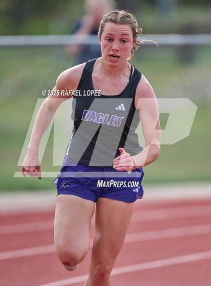 Thumbnail 3 in Rosehill Eagle Relays (200M) photogallery.