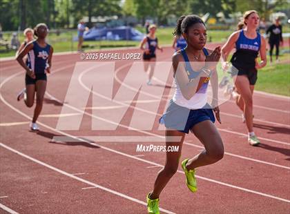 Thumbnail 2 in Rosehill Eagle Relays (200M) photogallery.