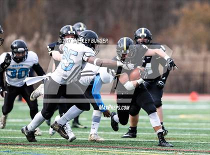 Thumbnail 2 in Joel Barlow vs. Sports & Medical Sciences Academy/University Science & Engineering/Classical Magnet (CIAC Class M Semifinal) photogallery.