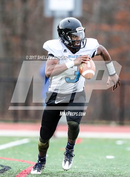 Thumbnail 2 in Joel Barlow vs. Sports & Medical Sciences Academy/University Science & Engineering/Classical Magnet (CIAC Class M Semifinal) photogallery.