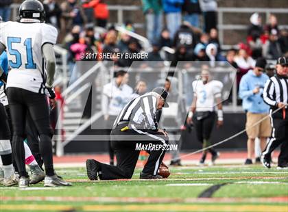 Thumbnail 2 in Joel Barlow vs. Sports & Medical Sciences Academy/University Science & Engineering/Classical Magnet (CIAC Class M Semifinal) photogallery.