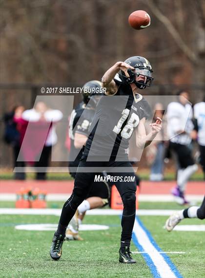 Thumbnail 1 in Joel Barlow vs. Sports & Medical Sciences Academy/University Science & Engineering/Classical Magnet (CIAC Class M Semifinal) photogallery.