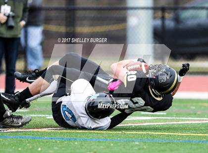 Thumbnail 2 in Joel Barlow vs. Sports & Medical Sciences Academy/University Science & Engineering/Classical Magnet (CIAC Class M Semifinal) photogallery.
