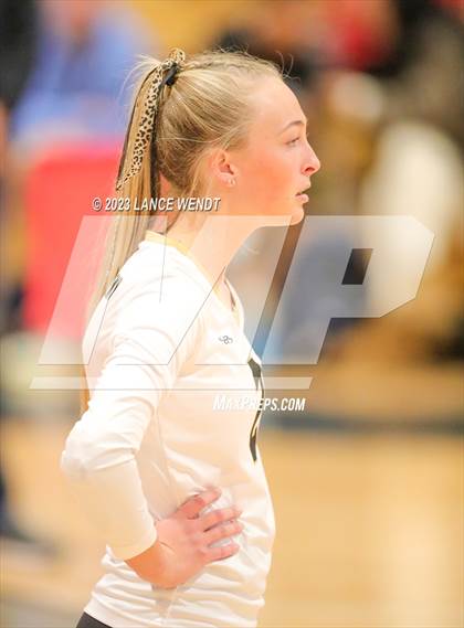 Thumbnail 2 in Prospect Ridge Academy vs. Jefferson Academy photogallery.