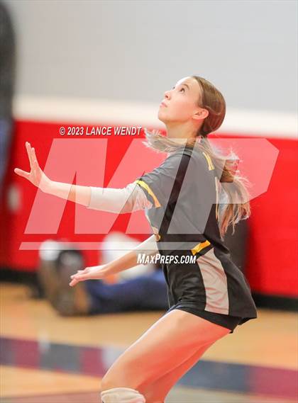 Thumbnail 3 in Prospect Ridge Academy vs. Jefferson Academy photogallery.