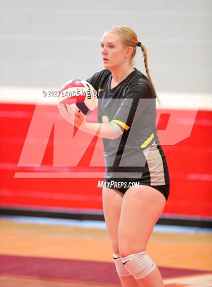 Thumbnail 3 in Prospect Ridge Academy vs. Jefferson Academy photogallery.