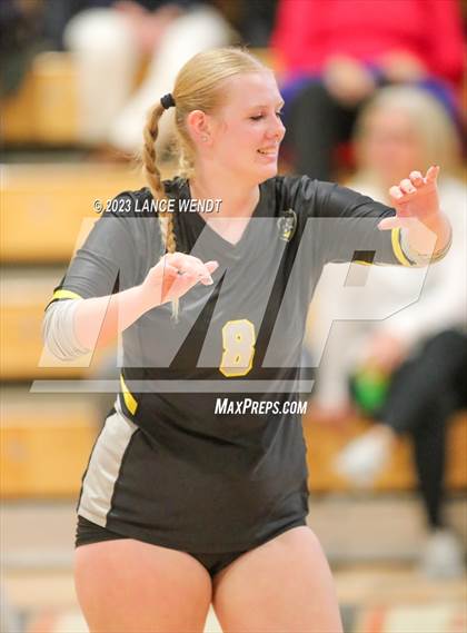 Thumbnail 2 in Prospect Ridge Academy vs. Jefferson Academy photogallery.