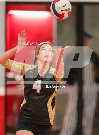 Thumbnail 3 in Prospect Ridge Academy vs. Jefferson Academy photogallery.
