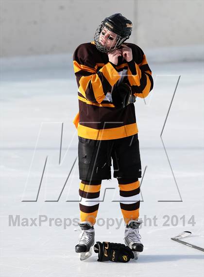 Thumbnail 3 in Lutheran South vs Oakville (St. Louis Winter Classic) photogallery.