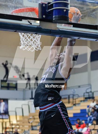 Thumbnail 3 in Sandy Creek vs. Carver (Lemon Street Classic) photogallery.
