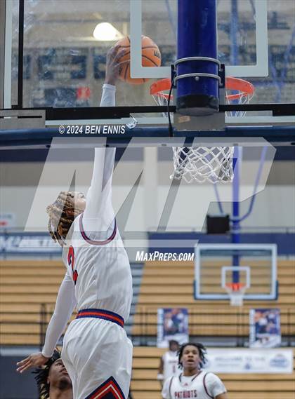 Thumbnail 2 in Sandy Creek vs. Carver (Lemon Street Classic) photogallery.