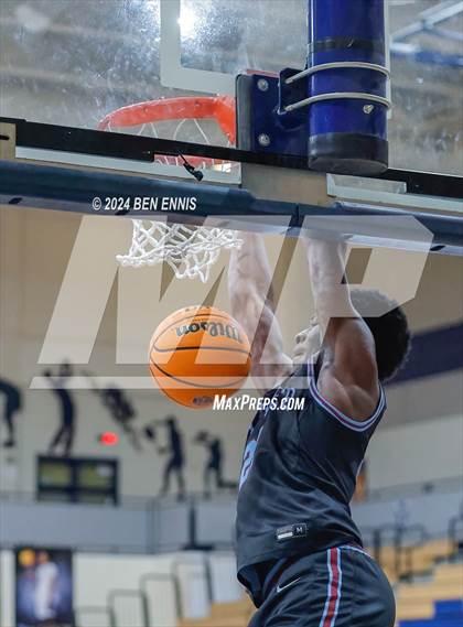 Thumbnail 2 in Sandy Creek vs. Carver (Lemon Street Classic) photogallery.