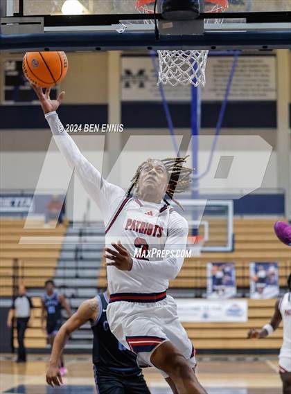 Thumbnail 2 in Sandy Creek vs. Carver (Lemon Street Classic) photogallery.