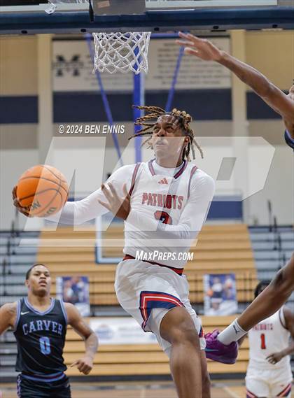 Thumbnail 1 in Sandy Creek vs. Carver (Lemon Street Classic) photogallery.