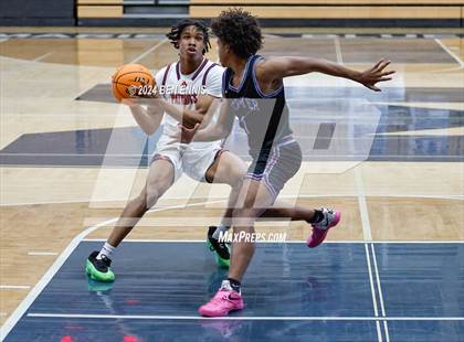 Thumbnail 1 in Sandy Creek vs. Carver (Lemon Street Classic) photogallery.