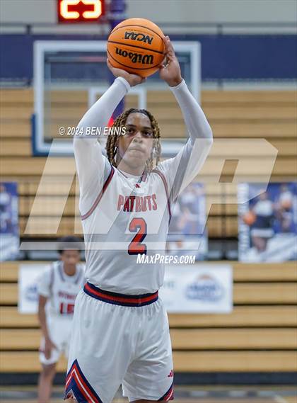 Thumbnail 1 in Sandy Creek vs. Carver (Lemon Street Classic) photogallery.