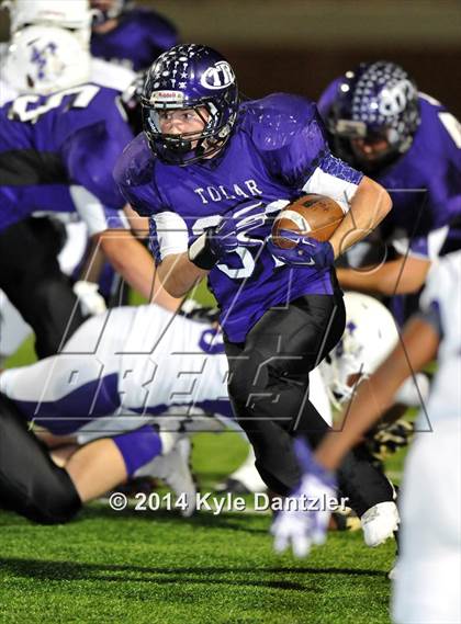 Thumbnail 1 in Mart vs. Tolar (UIL 2A Division 1 Region 2 Semifinal) photogallery.
