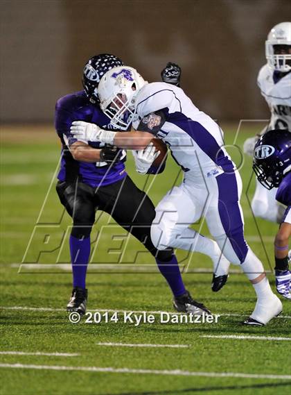 Thumbnail 1 in Mart vs. Tolar (UIL 2A Division 1 Region 2 Semifinal) photogallery.