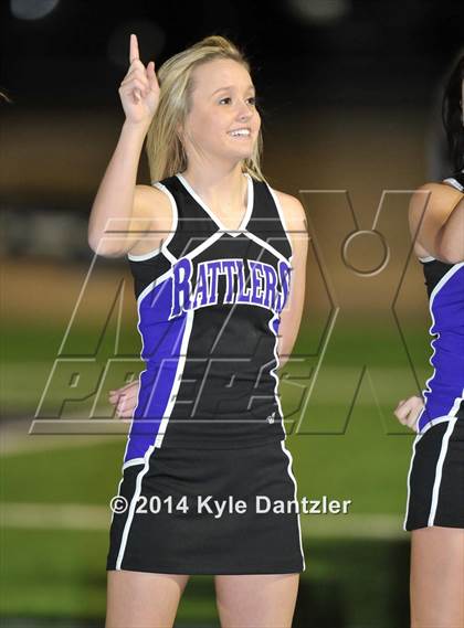 Thumbnail 1 in Mart vs. Tolar (UIL 2A Division 1 Region 2 Semifinal) photogallery.