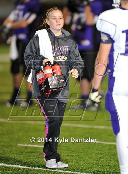 Thumbnail 2 in Mart vs. Tolar (UIL 2A Division 1 Region 2 Semifinal) photogallery.