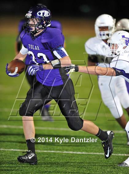 Thumbnail 3 in Mart vs. Tolar (UIL 2A Division 1 Region 2 Semifinal) photogallery.