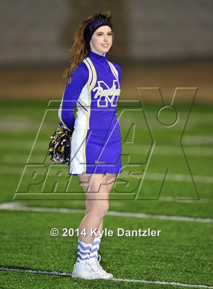 Thumbnail 1 in Mart vs. Tolar (UIL 2A Division 1 Region 2 Semifinal) photogallery.