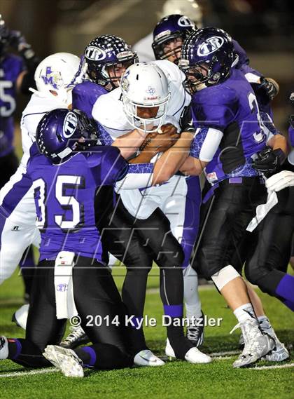 Thumbnail 2 in Mart vs. Tolar (UIL 2A Division 1 Region 2 Semifinal) photogallery.