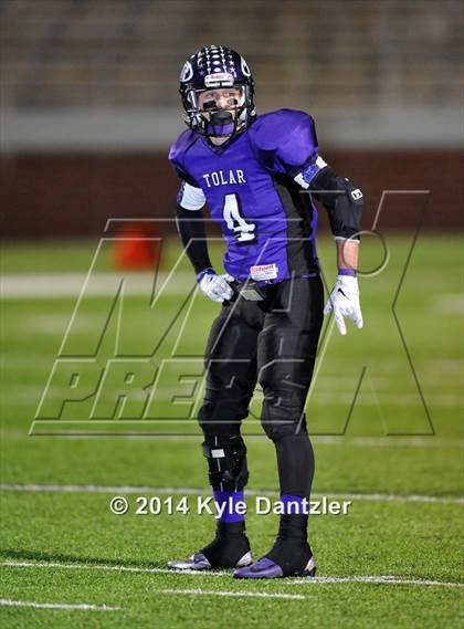 Thumbnail 3 in Mart vs. Tolar (UIL 2A Division 1 Region 2 Semifinal) photogallery.