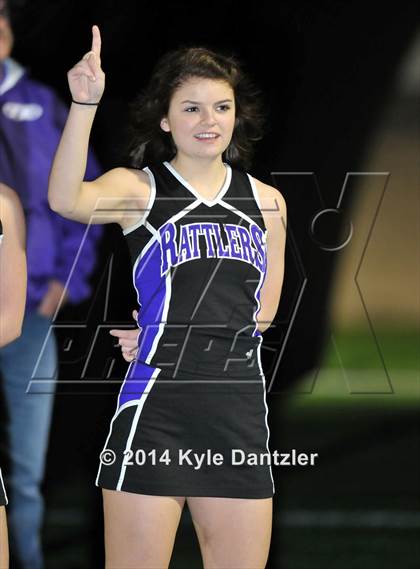 Thumbnail 1 in Mart vs. Tolar (UIL 2A Division 1 Region 2 Semifinal) photogallery.