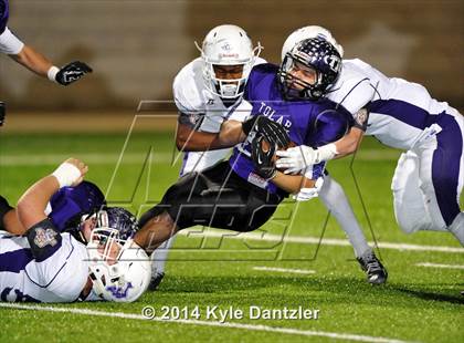 Thumbnail 1 in Mart vs. Tolar (UIL 2A Division 1 Region 2 Semifinal) photogallery.